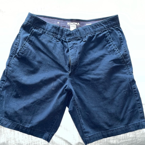 Sonoma- Everyday short. Sz33 - Picture 1 of 3